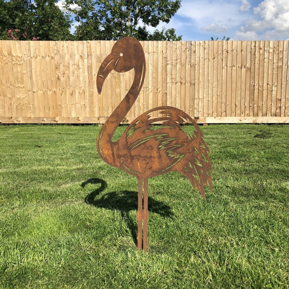 Metal Flamingo Garden Decoration Lawn Feature Ornament Statue